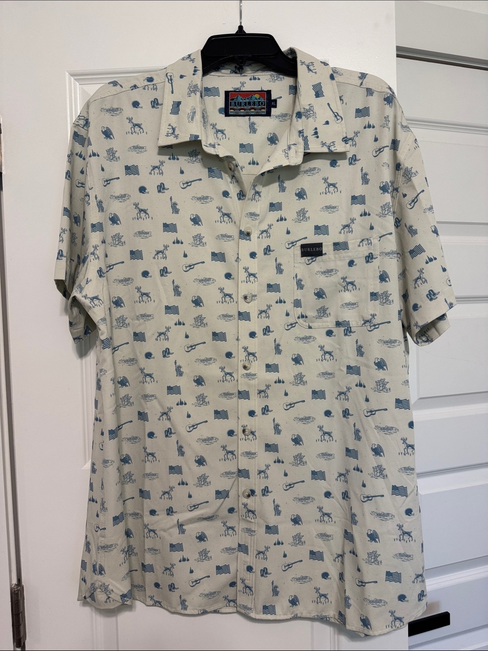 BURLEBO Cream Short-Sleeve Button-Up Shirt with Blue Print